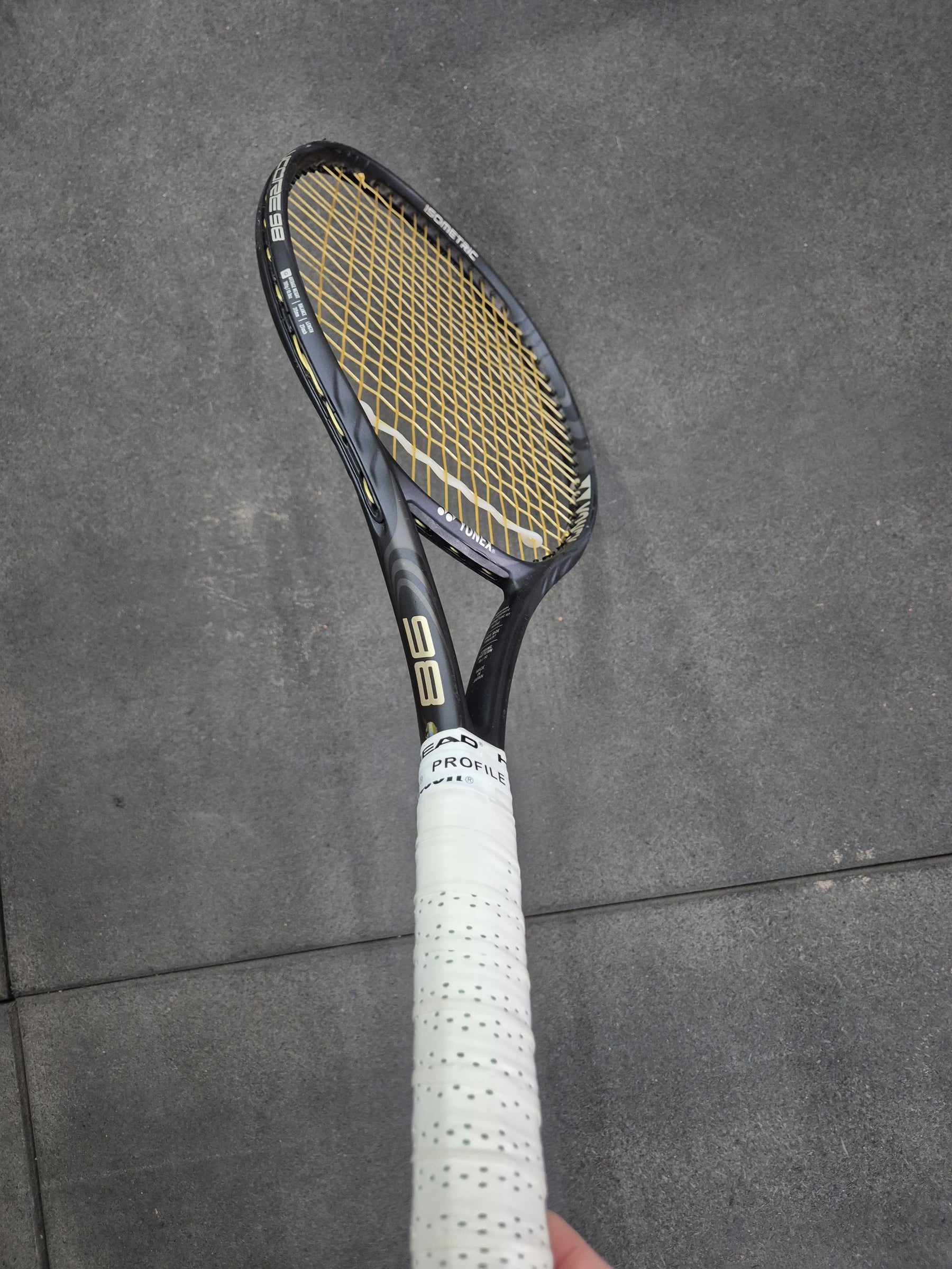 Yonex Vcore Black 98 305g Usada (Produto em Estoque sob Consulta)