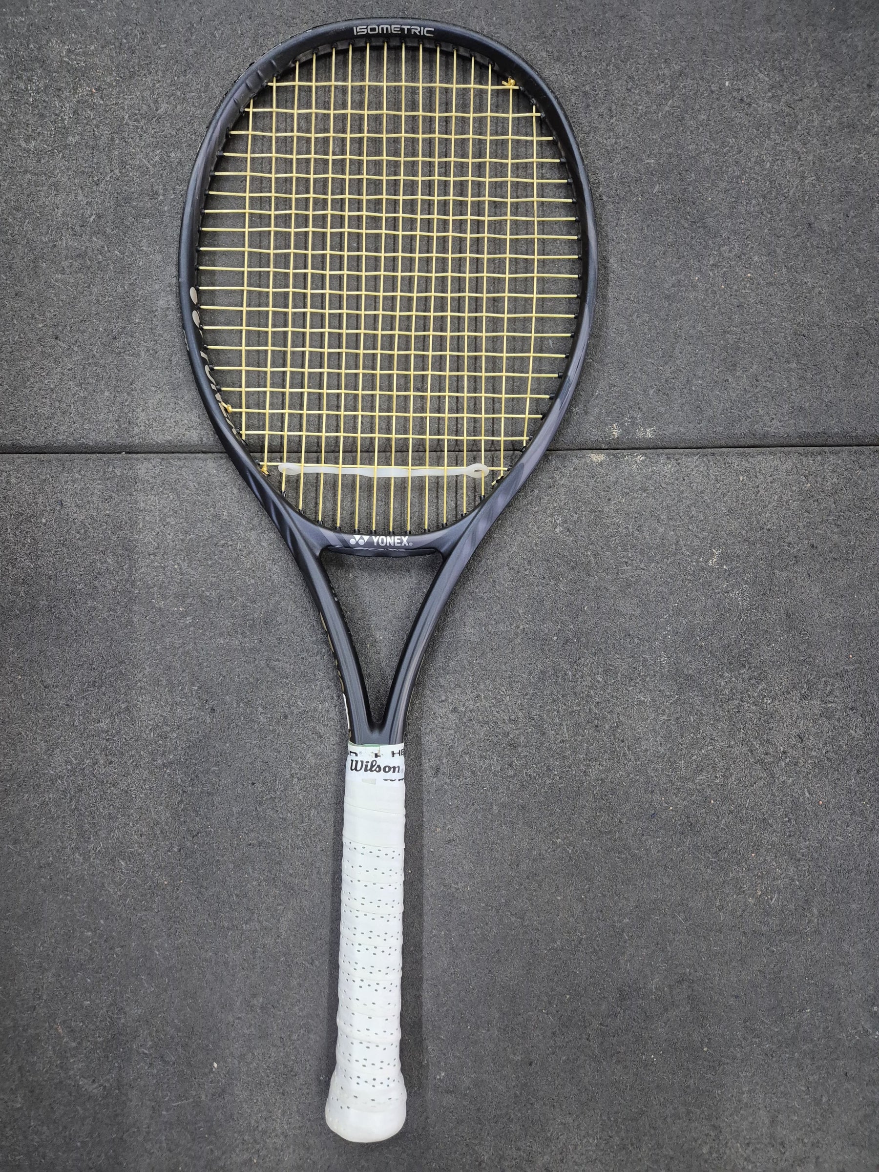 Yonex Vcore Black 98 305g Usada (Produto em Estoque sob Consulta)