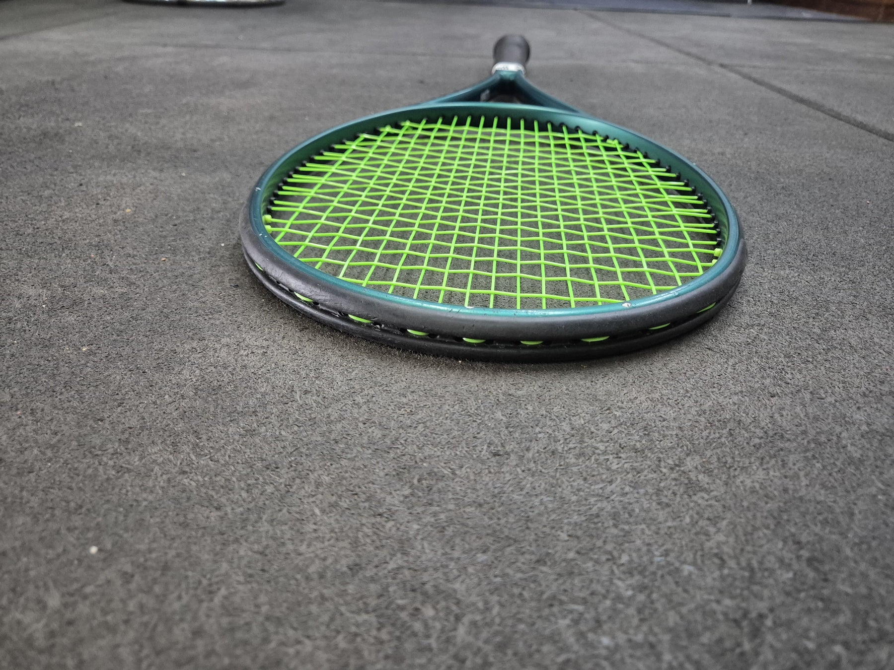 Wilson Blade V.9 18x20 305g 98 Usada (Produto em Estoque sob Consulta)
