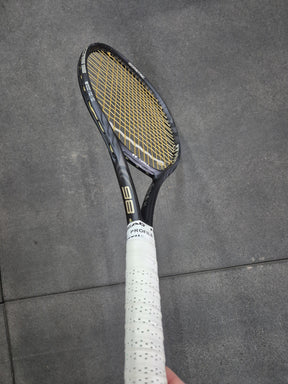 Yonex Vcore Black 98 305g Usada (Produto em Estoque sob Consulta)